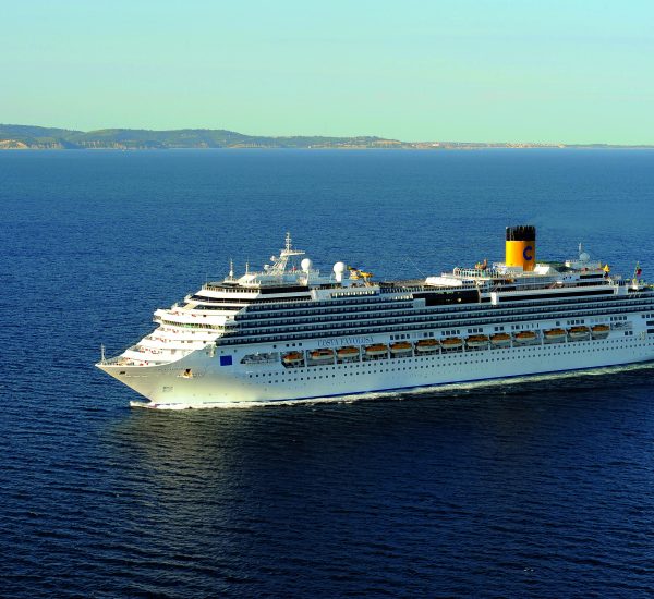 costa-favolosa_orientation-left_bow_sea_2243